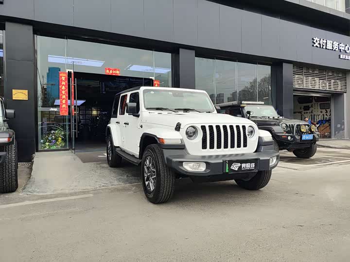 Фото 3 - Jeep Wrangler Hybrid