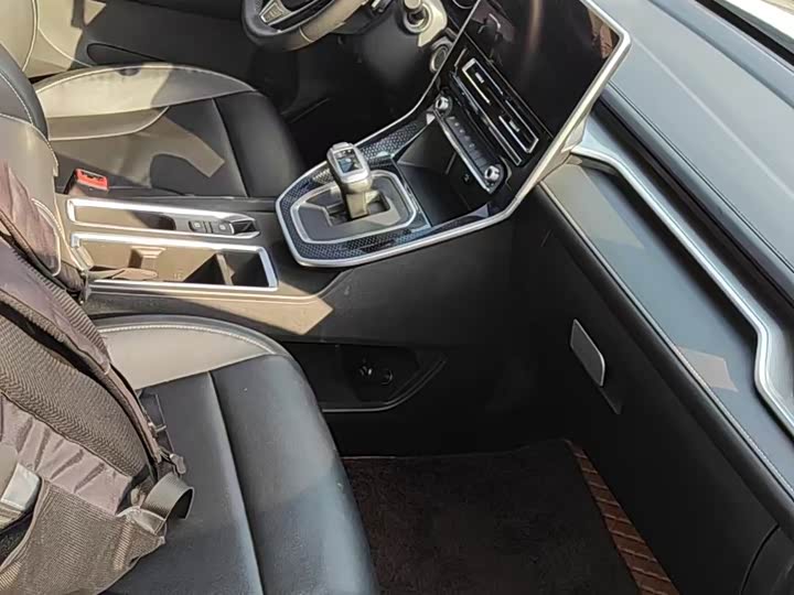 Фото 7 - Haval M6