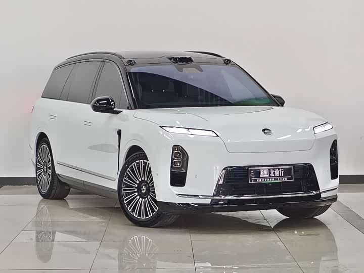 Фото 3 - Nio ES8