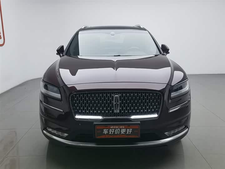 Фото 3 - Lincoln Nautilus