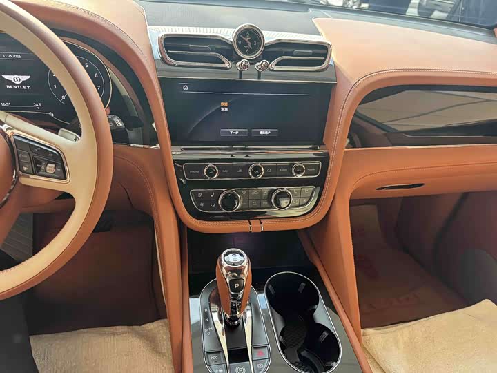 Фото 3 - Bentley Bentayga