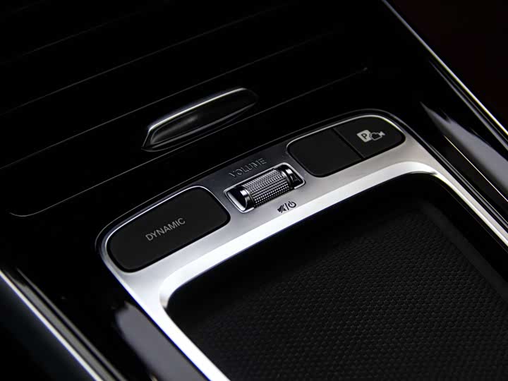 Фото 5 - Mercedes-Benz GLB-Class