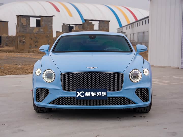Фото 2 - Bentley Continental GT