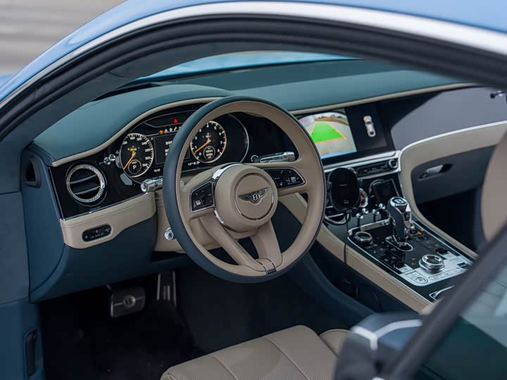 Фото 8 - Bentley Continental GT