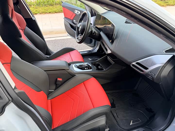 Фото 9 - BMW 2 Series