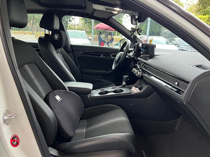 Фото 9 - Honda Civic