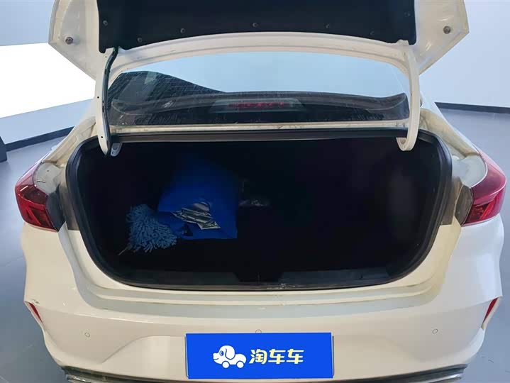 Фото 4 - Changan Eado Plus