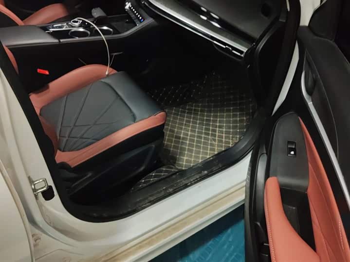 Фото 8 - Changan Eado Plus