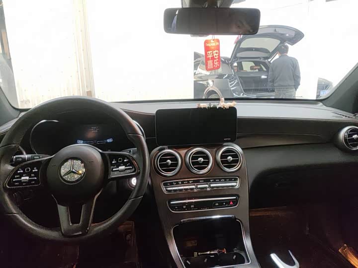 Фото 8 - Mercedes-Benz GLC-Class