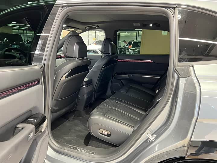 Фото 9 - Zeekr 7X