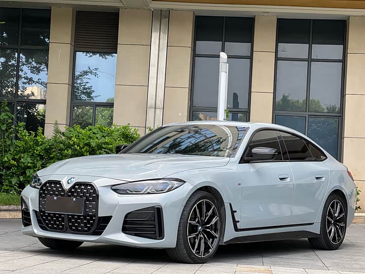 Photo 1 - BMW 4 Series