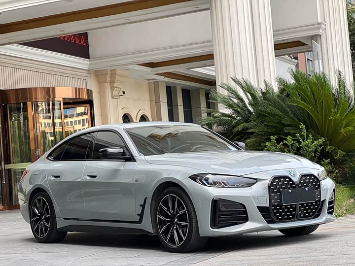 Photo 3 - BMW 4 Series