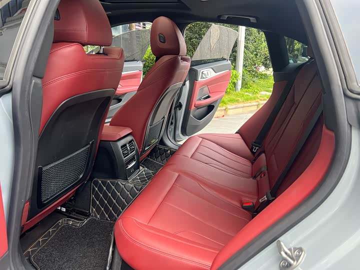 Photo 8 - BMW 4 Series