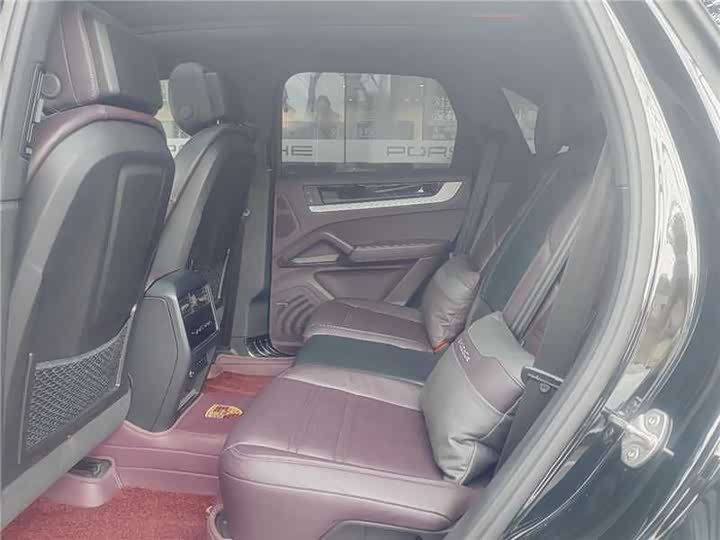 Фото 9 - Porsche Cayenne