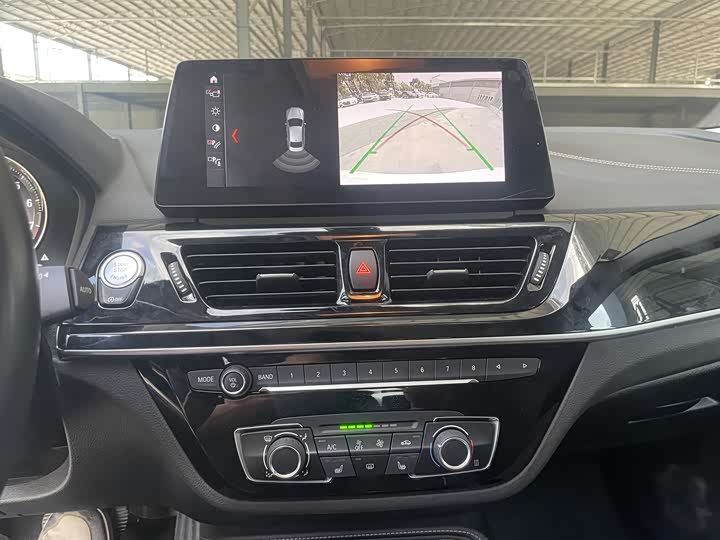 Фото 8 - BMW 1 Series