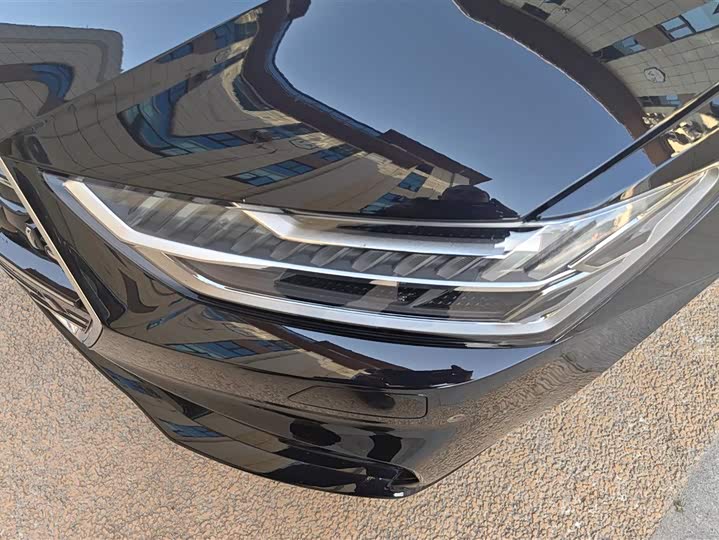 Фото 5 - Audi A7L