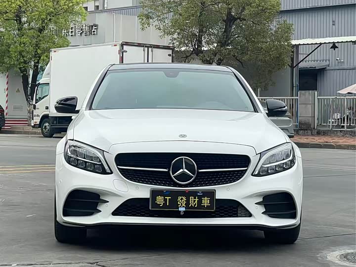Фото 2 - Mercedes-Benz C-Class