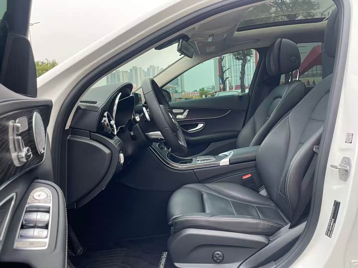 Фото 4 - Mercedes-Benz C-Class