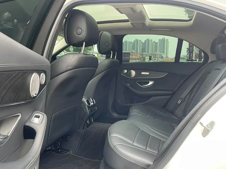 Фото 5 - Mercedes-Benz C-Class