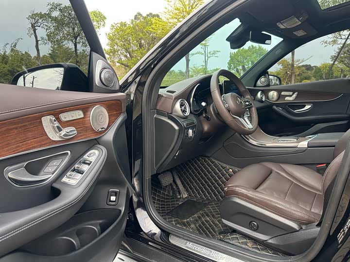 Фото 4 - Mercedes-Benz GLC-Class