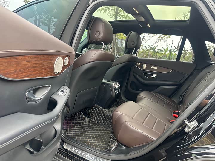 Фото 8 - Mercedes-Benz GLC-Class