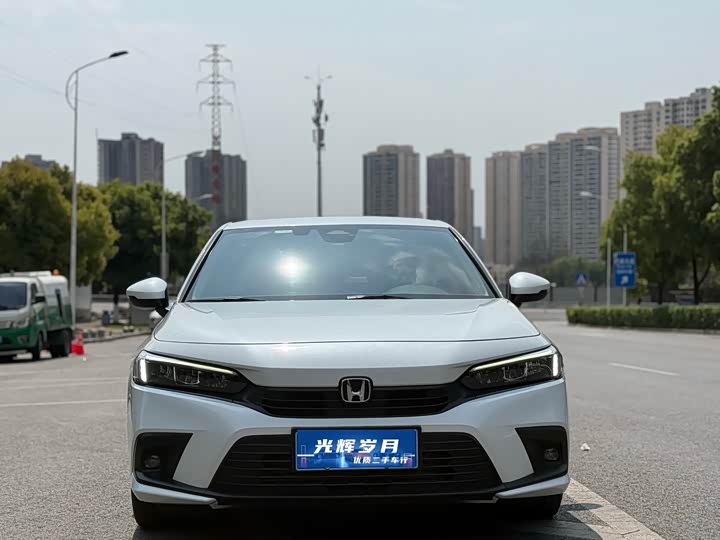 Фото 2 - Honda Civic