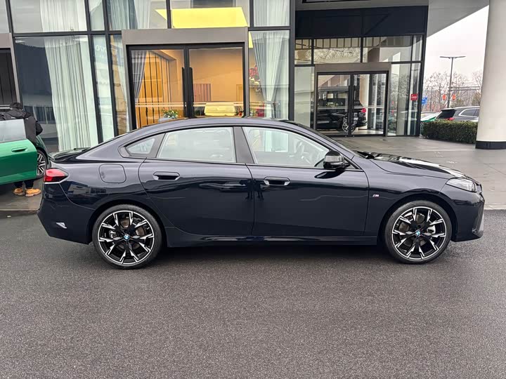 Фото 3 - BMW 2 Series