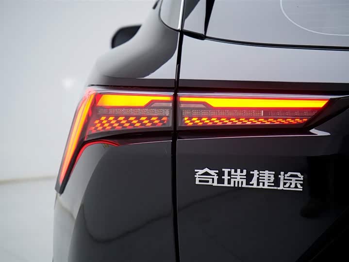 Photo 4 - Jetour Dashing