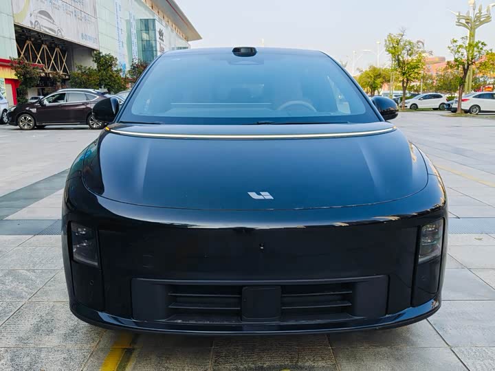 Фото 4 - LiXiang i6