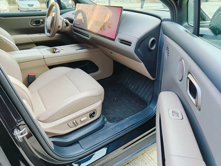 Фото 8 - LiXiang i6