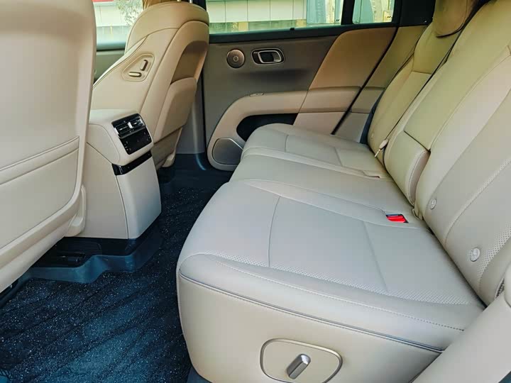 Фото 9 - LiXiang i6