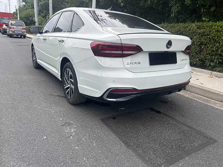 Фото 7 - Volkswagen Lavida