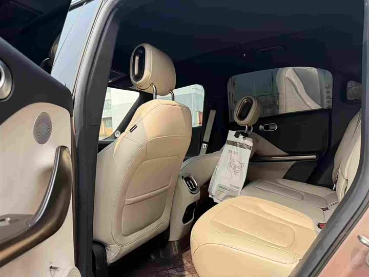 Фото 5 - Smart #1