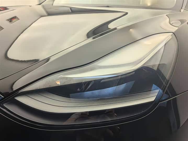 Фото 5 - Tesla Model 3