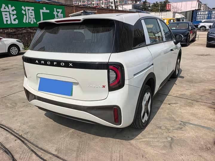 Фото 4 - BAIC Arcfox Kaola S