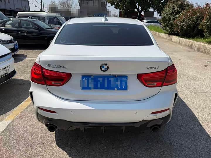 Фото 9 - BMW 1 Series