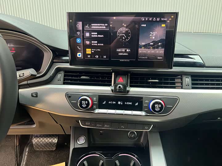 Фото 9 - Audi A5