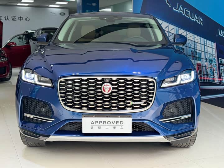 Photo 2 - Jaguar F-Pace
