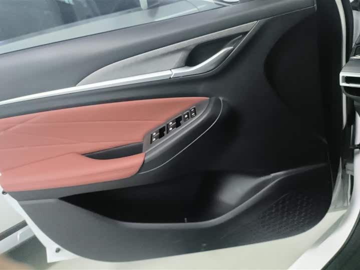 Photo 7 - Changan Eado Plus