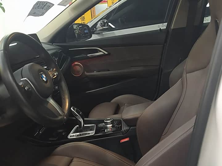 Фото 2 - BMW 1 Series