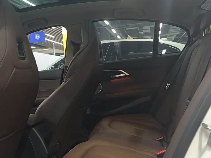 Фото 4 - BMW 1 Series