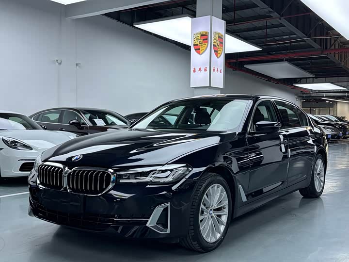 Фото 1 - BMW 5 Series