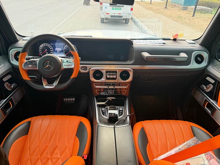 Фото 6 - Mercedes-Benz G-Class