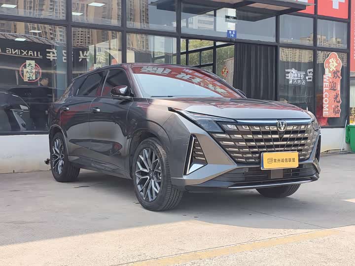 Фото 3 - Changan UNI-Z