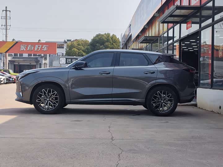 Фото 5 - Changan UNI-Z