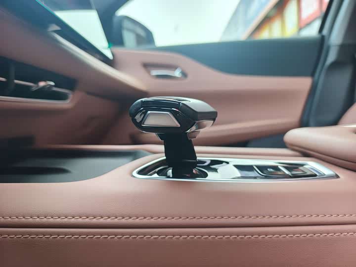 Фото 6 - Changan UNI-Z