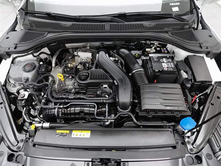 Фото 6 - Volkswagen Sagitar L