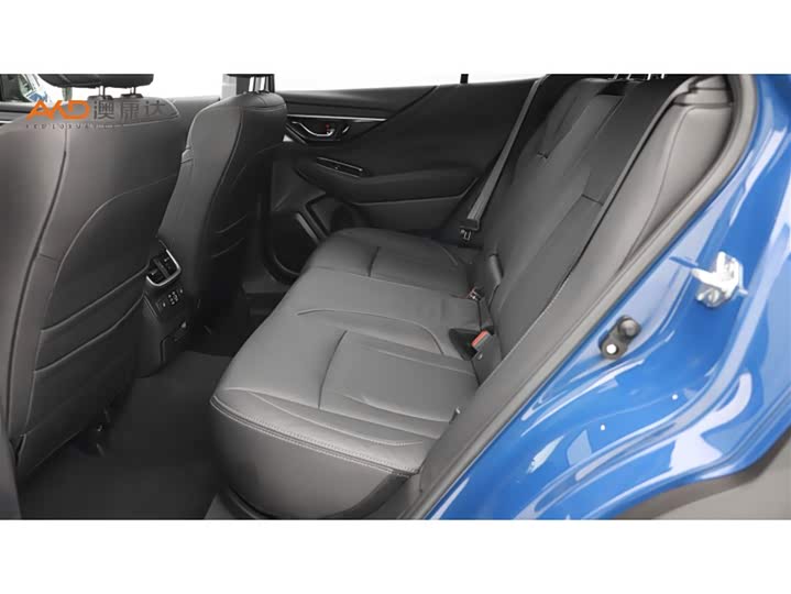 Фото 7 - Subaru Outback