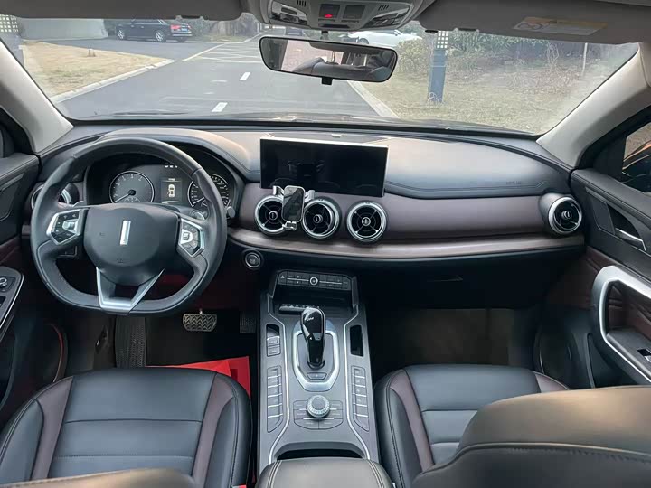 Фото 5 - Wey VV5