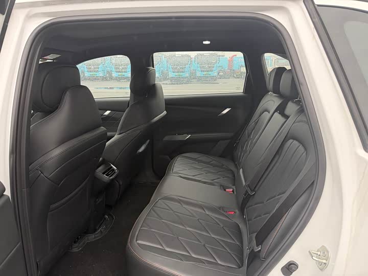 Фото 3 - Changan CS75 Plus